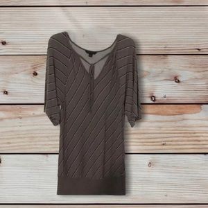 Banana Republic Gray Top. Size Medium.